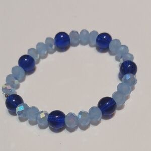Elegant Blue Beaded Bracelet